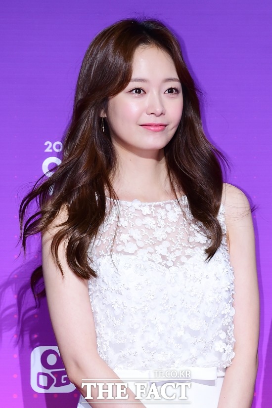 배우 전소민을 향한 도 넘은 악플로 런닝맨 제작진은 시청자 게시판을 폐쇄하는 초강수를 뒀다. /더팩트 DB