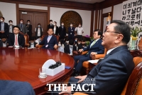 [TF포토] 원구성 협상 들어간 김태년-주호영