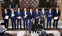 [TF사진관] 통합당 3선 의원, '원구성 협상 관련 성명서' 발표