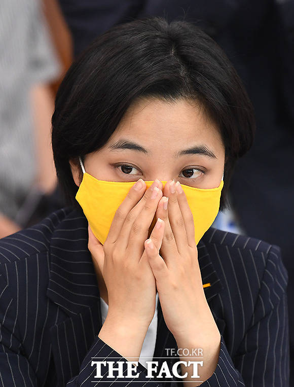 개회된 첫 상임위 회의