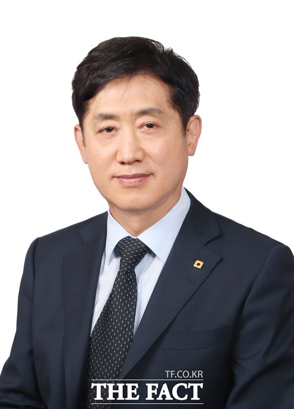 취임 1주년을 맞은 김주현 여신금융협회장이 카드산업을 핀테크스럽게 발전시킬 수 있도록 지원하겠다고 밝혔다. /여신금융협회 제공