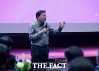  허태수 GS 회장 '혁신, '선택' 아닌 '필수'…일하는 방식 바꿔야'