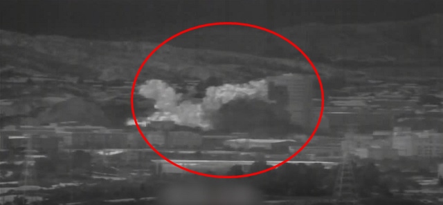 남북 간 강경 모드에 경색 국면은 가속화될 전망이다. 단계적 대남 압박 수단을 거론했던 북한이 차츰 실행에 옮기면서 군사 도발 가능성이 커지고 있다. 북한 당국이 16일 오후 개성공단 내 남북 공동연락사무소 청사를 폭파하는 모습. /국방부 제공 영상 갈무리