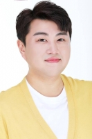  김호중, 전 매니저에 피소…'근거 제시하면 협의'