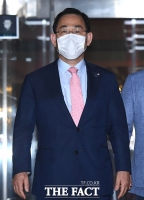 [TF포토] 국회의장실 향하는 주호영 원내대표