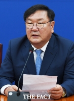 [TF포토] 모두발언 하는 김태년 원내대표