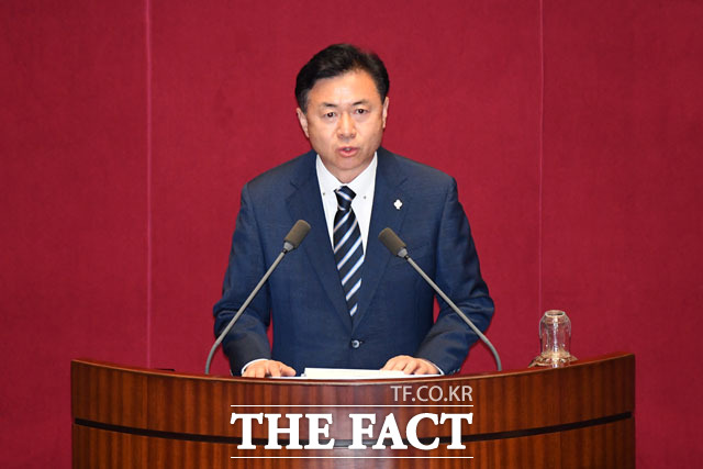 국회 사무총장으로 선출된 김영춘 전 의원