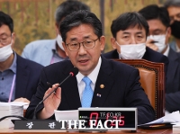 [TF포토] 답변하는 박양우 장관