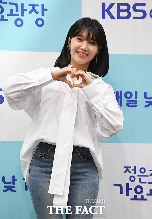 에이핑크 정은지가 오는 15일 솔로 앨범을 발표한다. /더팩트 DB