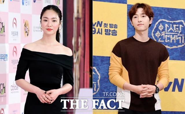배우 전여빈(왼쪽)과 송중기가 tvN 새 드라마 빈센조의 남녀 주인공으로 출연 제안을 받은 것으로 알려졌다. /이선화 기자