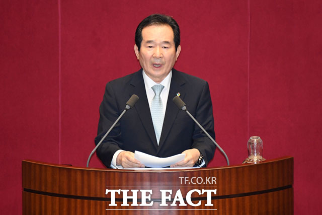 정세균 국무총리는 2일 노사정 대타협이 결국 불발된 데 대해 강한 유감을 표명했다. /더팩트 DB