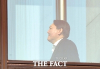  윤석열에 수사지휘권 발동한 추미애…진중권 '윤 총장 물러나면 안돼'