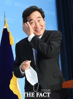 [TF포토] 미소 짓는 이낙연 의원