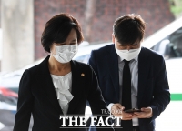  추미애, 윤석열 압박…'좌고우면 말고 지시 이행하라'