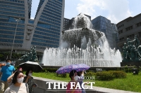 [TF포토] '분수야 더위를 부탁해!'