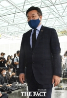 [TF포토] 고 박원순 시장 빈소 들어서는 윤호중