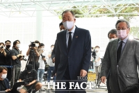 [TF포토] 박원순 시장 빈소 들어서는 반기문 전 유엔 사무총창