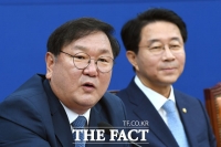 [TF포토] 국회 개원 촉구하는 김태년