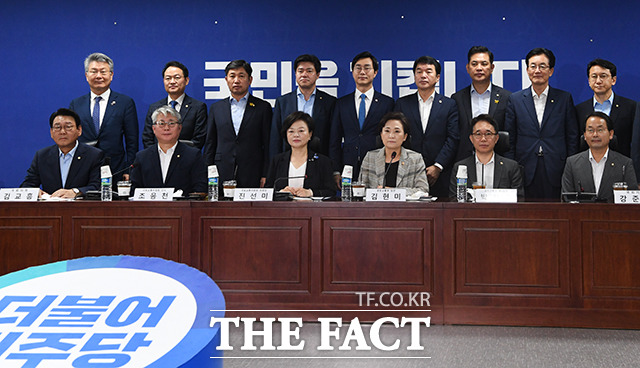 더불어민주당 부동산 대책 당정협의