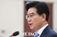  [속보] 김창룡 '박원순 성추행 의혹 수사, 대통령 지시해도 어려워'