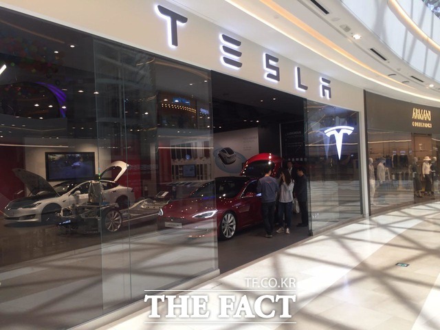 내일(22일) 테슬라의 2분기 실적 발표가 예정돼 있다. 실적발표와 함께 나스닥에 속한 종목인 테슬라의 S&P500 입성 여부가 이날 판가름날 전망이다. /더팩트 DB