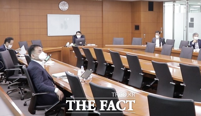 DB생명보험이 지난 15일 원격 화상회의 방식으로 2020년 하반기 전략회의를 개최했다고 21일 밝혔다. /DB생명 제공