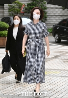 [TF포토] 공판 출석하는 정경심 교수