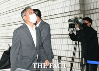 [TF포토] 공판 출석하는 최강욱 대표
