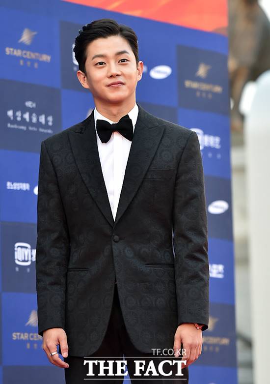 배우 김민석이 말년 휴가 중 몰카범을 잡은 선행으로 대중들의 이목이 집중됐다. /더팩트 DB