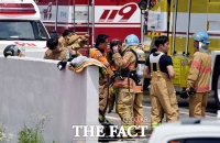  경기 고양시 폐차장서 큰불…소방차 20대 출동