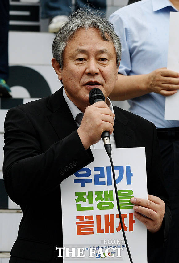 발언하는 이홍정 한국종교인평화회의 공동회장
