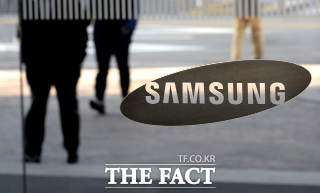 삼성전자가 외부 스타트업들이 삼성전자 직원들의 제안을 받아 제품·서비스를 발전시켜 경쟁력을 높이고, 사업 기회를 모색할 수 있도록 지원하는 C랩 아웃사이드 스타트업 페어를 열었다. /더팩트 DB