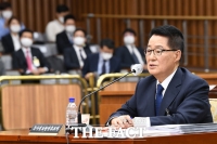  주호영 '주적 누구냐' 반복 질문…박지원 '100번 소리지를까'