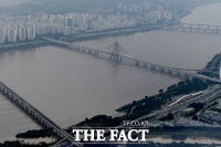 [TF포토] 흙탕물이 된 한강