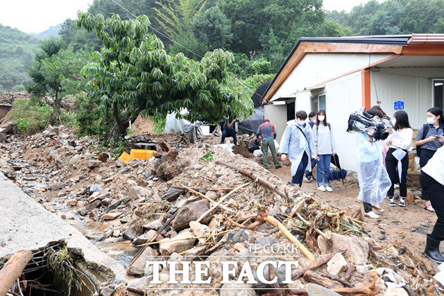 집중호우가 내린 경남 거창에 산사태가 일어나 80대 남성이 심정지 상태로 발견됐다. 사진은 기사 내용과 관련 없음. /임세준 기자