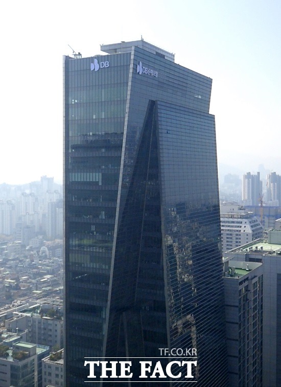 DB손해보험은 10일 임원 총 4명에 대한 승진 및 인사 이동을 단행했다고 밝혔다. /DB손해보험 제공