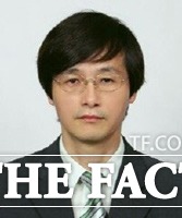 기획소설 ‘홍하에서 온 푸른 별들’의 저자 경북대학교 인문학술원 박순교 교수./박순교 교수 제공