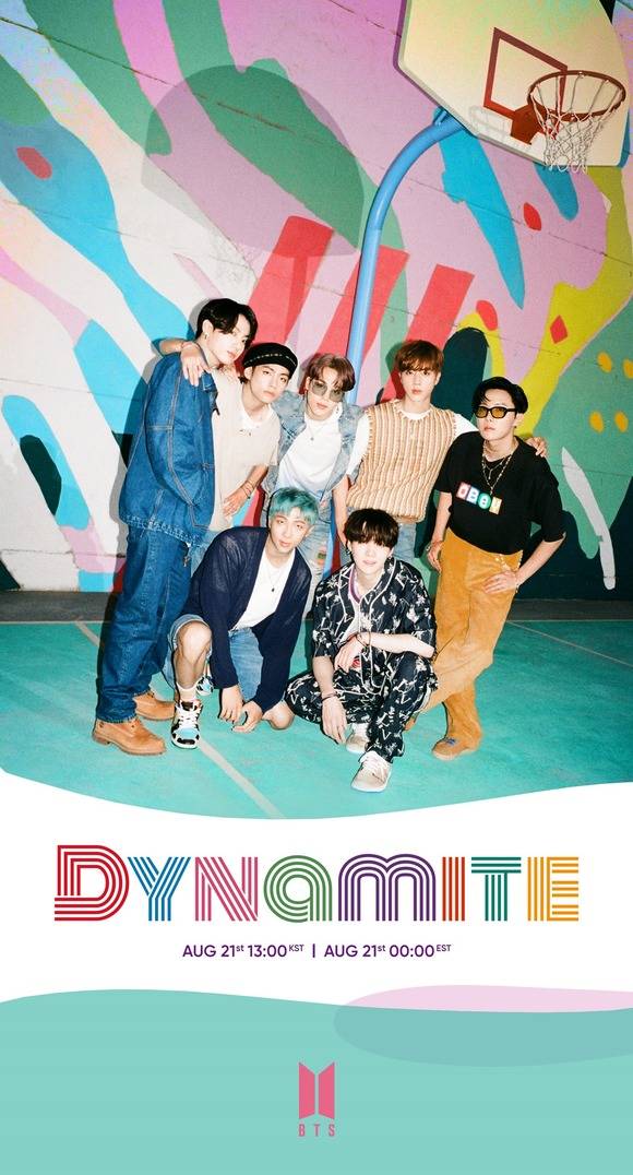 방탄소년단이 Dynamite의 두 번째 티저 포토를 공개했다. 밝고 활기찬 방탄소년단의 모습을 담았다. /빅히트 제공