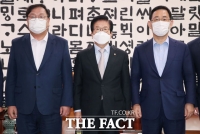 [TF포토] 정례회동 갖는 박병석 의장과 김태년-주호영 원내대표