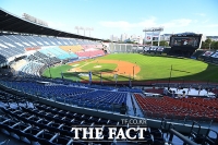 [TF포토] 이렇게 좋은 날씨에 '무관중'이라니!