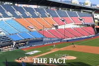 [TF포토] '다시 무관중'