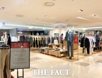  [코로나19 재확산] '다시 찾아온 악몽'…백화점·대형마트 주말 매출 '뚝'