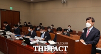 [TF포토] 업무보고 하는 이주열 한국은행 총재