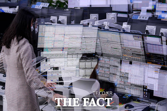 공매도 금지 종료 시한이 다가오면서 이를 계기로 아예 제도 자체를 손봐야 한다는 주장이 힘을 얻고 있다. /이선화 기자