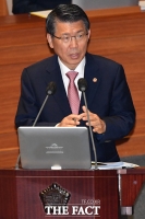  은성수 금융위원장 '대부업 최고금리 10%로 인하 어려워'