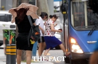 [오늘의 날씨] 태풍 '바비' 영향권…'전국에 강한 비·바람'