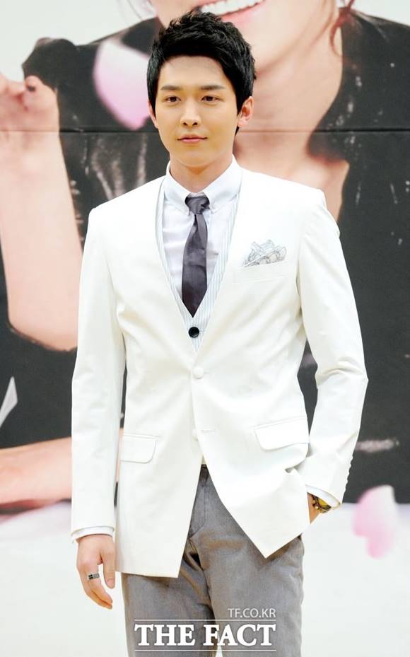 배우 류상욱의 음주운전 사실이 뒤늦게 알려졌다. 누리꾼들은 그의 무책임한 태도에 비난을 이어나가고 있다. /더팩트 DB