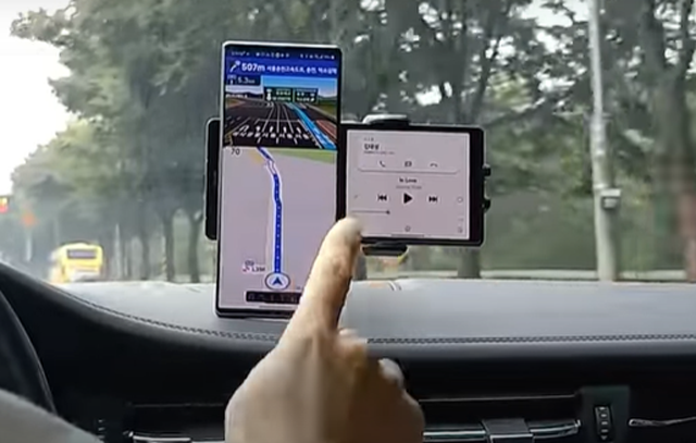  'LG 윙' 실물 이렇다…돌려서 앱 동시 구동