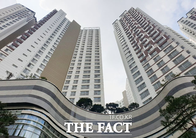 현대엔지니어링이 힐스테이트미사역그랑파사쥬(11-1BL, 12-1BL) 부실시공 논란으로 홍역을 치루고 있다. /윤정원 기자