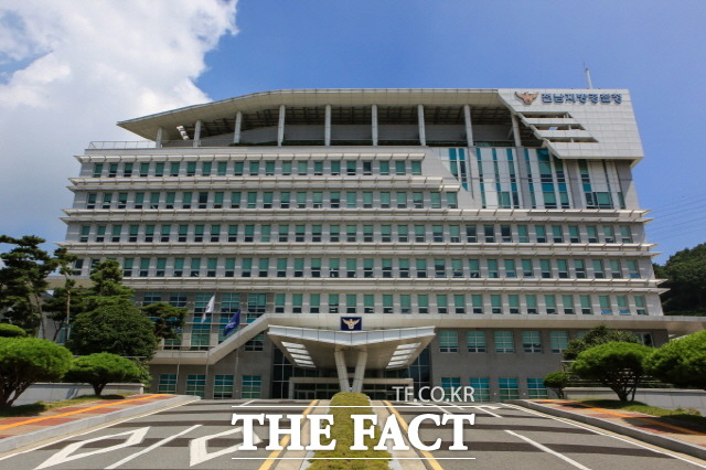 전남지방 경찰청은 코로나19가 재확산됨에 따라 마스크 미착용 제지 등 관련 폭력사건에 대해 엄정 대응 방침을 밝혔다./전남경찰청 제공